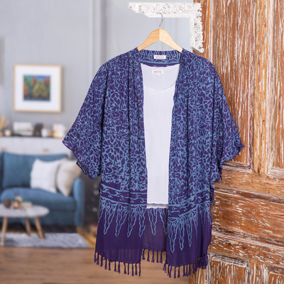 Rayon-Batik-Kimono, 'Wasserwege - Rayon Batik Kimono Jacke in blau-violettem Druck