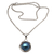 Halskette mit Zuchtperlen-Anhänger, 'Mondnest'. - Blaue Zuchtperlenkette mit Mabe und Rolo-Kette