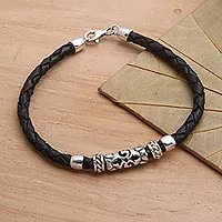 Pulsera colgante de cuero y plata de ley, 'Bravura' - Pulsera de cuero y plata de ley negra