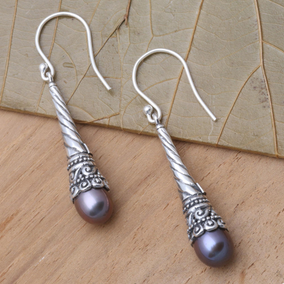Aretes colgantes de perlas cultivadas - Pendientes balineses de perlas de pavo real cultivadas artesanalmente