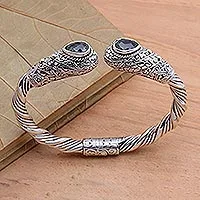 Brazalete de prasiolita con detalles dorados - Brazalete de prasiolita con detalles dorados de Bali