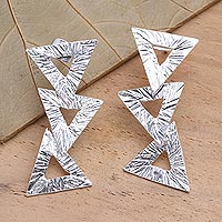 Pendientes colgantes de plata de ley, 'Triangle Triad' - Pendientes colgantes de plata de ley con motivo de triángulo contemporáneo