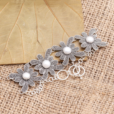 pulsera de eslabones de perlas cultivadas - Brazalete de eslabones con flores de perlas cultivadas de Bali