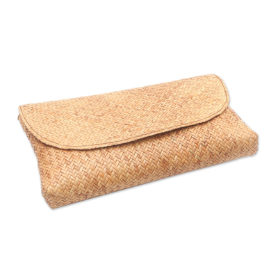 Elevate Your Style with Bali Envelope Rattan Clutch｜Ganapati