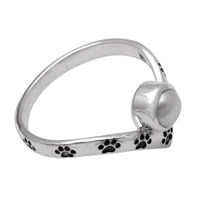 Cultured pearl cocktail ring, 'Pawprints on My Heart' - Sterling Silver Freshwater Pearl Pawprint Ring