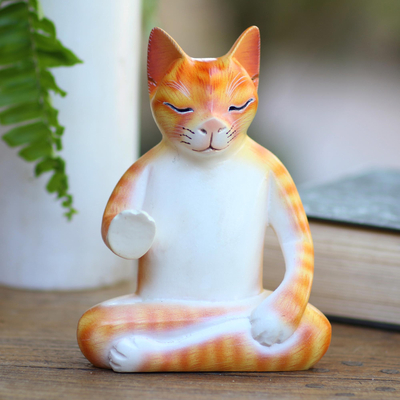 estatuilla de madera - Escultura de madera tallada a mano de gato meditando