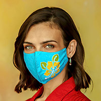 Rayon-Batik-Gesichtsmasken, „Vibrant Hibiscus“ (4er-Set) – 4 handbemalte konturierte Rayon-Batik-Gesichtsmasken
