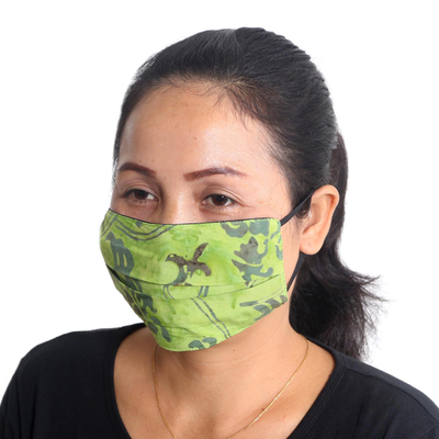 Rayon-Batik-Gesichtsmasken, (4er-Set) - 4 handgefertigte abstrakte plissierte 2-lagige Gesichtsmasken aus Viskose-Batik