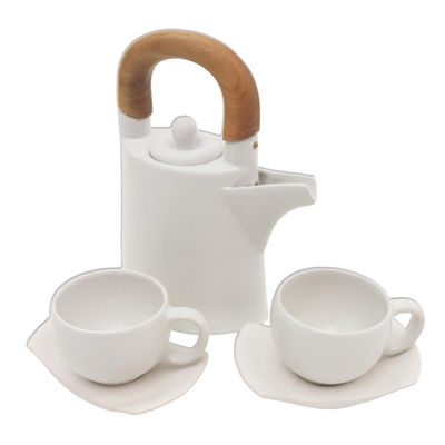 Juego de té de cerámica y madera de teca, (5 piezas) - Juego de Té de Cerámica Blanca y Madera para Dos (5 Piezas)