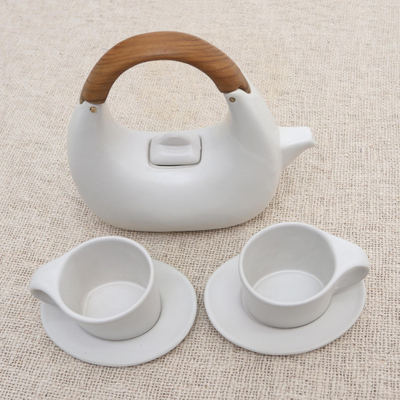 Juego de té de cerámica, (juego para 2) - Juego de té balinés de cerámica blanca mate con mango de teca