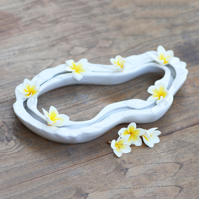 Blumenvase aus weißer Keramik - Freiform-Blumenvase aus weißer Keramik