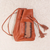 Bolso bandolera de cuero con cordón - Bolso de hombro de cuero con cordón de color siena tostada hecho a mano