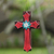 Holzwandkreuz, 'Verwitterter Glaube in Rot' - Rustikales Mauer-Kreuz aus rotem Holz mit Blumen