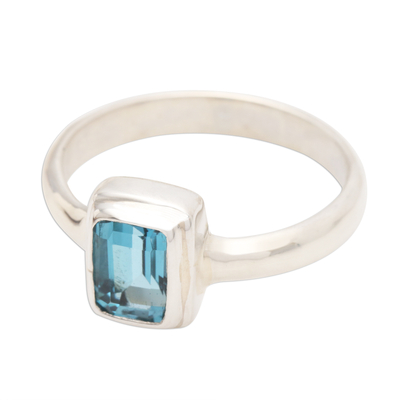Blauer Topas-Cocktailring - Ring aus Sterlingsilber mit facettiertem, rechteckigem Blautopas