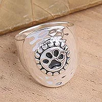 Anillo de cúpula de plata de ley, 'Paw Perfection' - Anillo ancho con estampado de pata de plata de ley