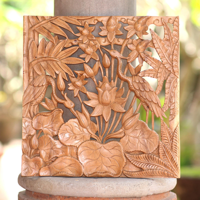 Reliefplatte aus Holz - Handgeschnitzte Reliefplatte aus Kranich-Suar-Holz