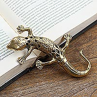 Brass statuette, 'Pouncing Gecko' - Hand Crafted Brass Gecko Statuette