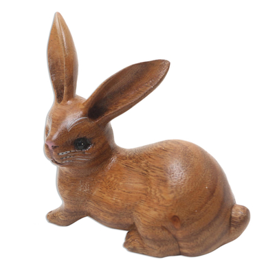 estatuilla de madera - Figura de conejo de madera de suar hecha a mano