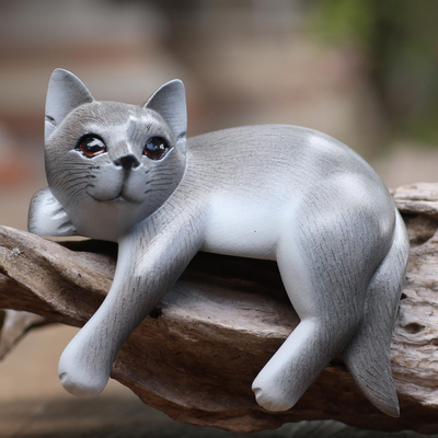 Wood statuette, 'Quaint Cat' - Hand Carved Suar Wood Cat Statuette