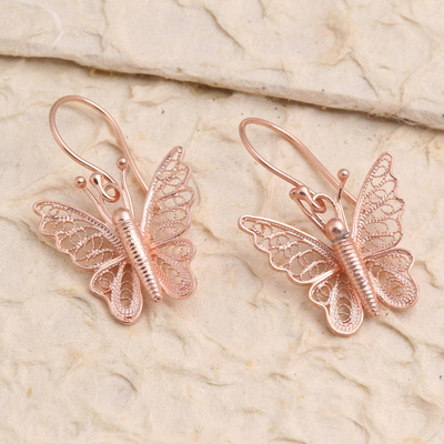 Rosévergoldete filigrane Ohrhänger - Handgefertigte, rosévergoldete Schmetterlings-Ohrhänger
