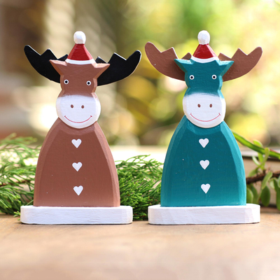 Wood holiday decor accents, Smiling Reindeer (pair)