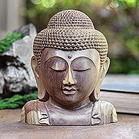 Escultura de madera, 'Busto de Buda' - Escultura de Buda de madera de hibisco tallada a mano