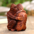 Estatuilla de madera de suar - Estatuilla de mono de madera de suar hecha artesanalmente