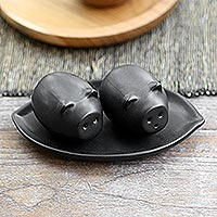 Ceramic salt and pepper set, 'Portly Pigs in Black' - Matte Black Ceramic Pig Salt and Pepper Shakers with Tray