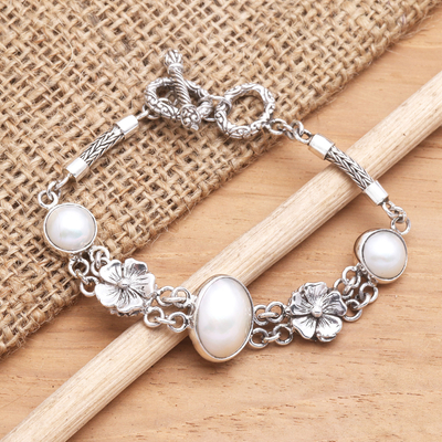 Cultured mabe pearl pendant bracelet, 'White Shores' - Cultured Freshwater Peal and Sterling Silver Link Bracelet