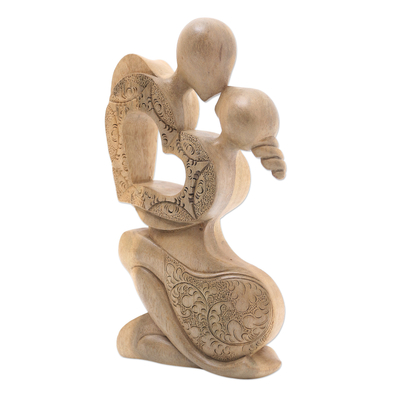 Holzstatuette, 'Ideales Paar' - Handgeschnitzte romantische Hibiskus-Holzstatuette