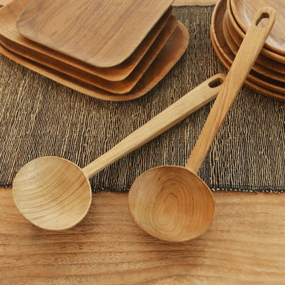 Cucharas para servir de madera de teca, (par) - Cucharas de servir de madera de teca hechas a mano de Bali (par)