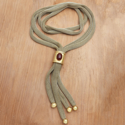 Lariat-Halskette aus Karneol mit Goldakzenten - Lariat-Halskette aus Messing und Karneol mit Goldakzenten