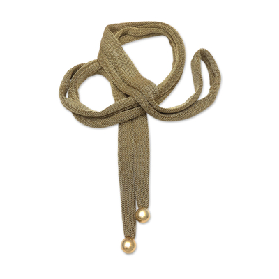Wickelhalskette mit Goldakzent, „Wrapped in Luxury“ - Handgefertigte Wickelhalskette aus vergoldetem Messing und Mesh