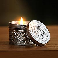 Aluminum tinned candle, 'Soft Light'