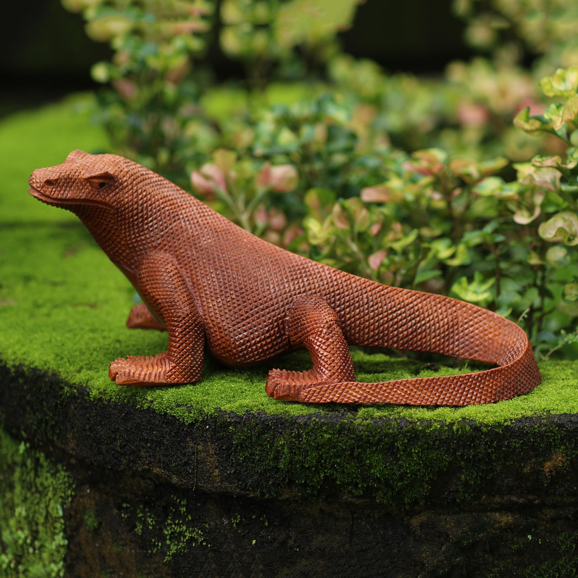 Small KOMODO DRAGON reptile model toy Indonesian lizard  15cm NEW 