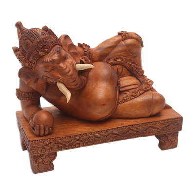 Escultura de madera - Escultura Ganesha en Madera de Suar y Cocodrilo