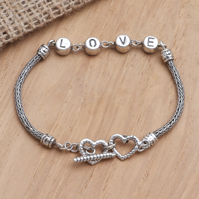 Kuratiertes Geschenkset „True Romance“ – kuratiertes Geschenkset zum Thema Liebe mit Schalskulptur und Armband
