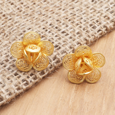 Vergoldete filigrane Knopfohrringe - Vergoldete Blumenknopf-Ohrringe