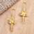 Pendientes colgantes de filigrana chapados en oro - Pendientes colgantes con motivo de cruz bañados en oro