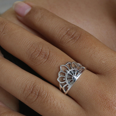 Sterling silver band ring, 'Blooming Crown' - Sterling Silver Floral Band Ring