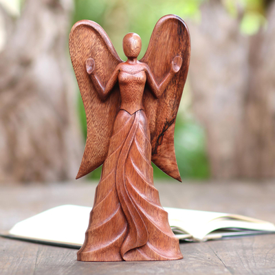 estatuilla de madera - Estatuilla de ángel de madera de suar tallada a mano