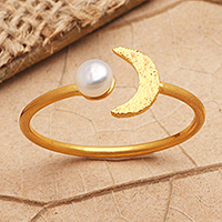 Anillo de cóctel con perlas cultivadas bañadas en oro, 'By the Moon in Gold' - Anillo de cóctel con perlas Mabe bañadas en oro