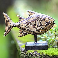 Wood statuette, 'Snapper Fish' - Albesia Wood Snapper Fish Statuette