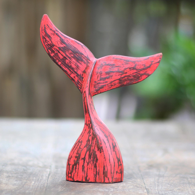 estatuilla de madera - Estatuilla de cuento de ballena de madera de albesia roja
