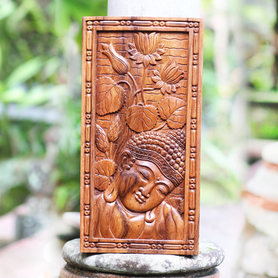 Reliefplatte aus Holz - Handgefertigte Buddha-Reliefplatte aus Suar-Holz