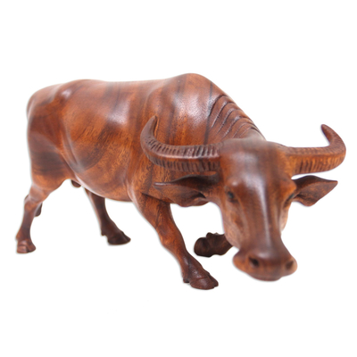 Escultura de madera - Escultura de búfalo de madera de suar hecha a mano