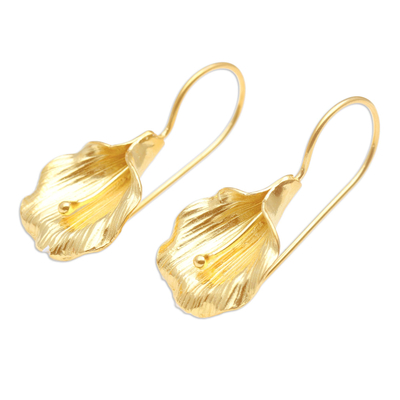 Pendientes colgantes chapados en oro - Pendientes colgantes florales chapados en oro hechos a mano