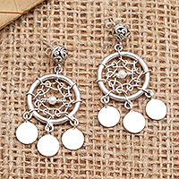 Pendientes colgantes de perlas cultivadas, 'Dream Charmer in White' - Pendientes colgantes de plata de ley Dreamcatcher
