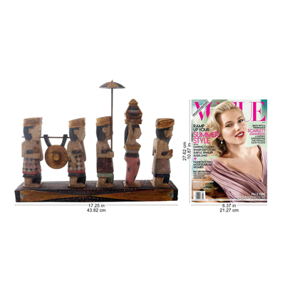 Holzstatuette - Handgeschnitzte balinesische Zeremonienstatuette aus Holz