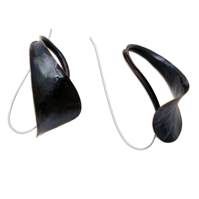 Pendientes colgantes de latón, 'Summer Vibration' - Pendientes colgantes de latón negro abstractos hechos a mano